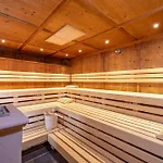 Valara Alpine Art 4*