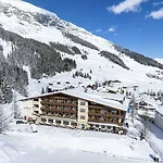 ホテル Valara Alpine Art トゥクス