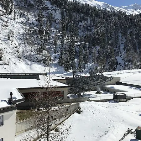 Valara Alpine Art Ξενοδοχείο Tux
