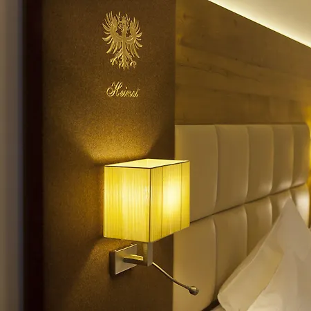 Hotel Valara Alpine Art