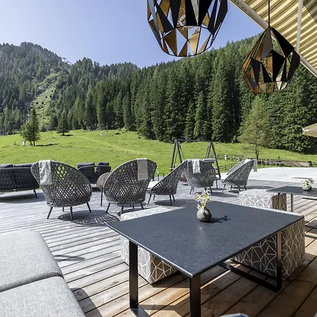 Valara Alpine Art Hotel