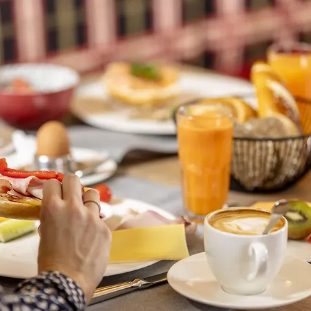 Valara Alpine Art Hotel Tux