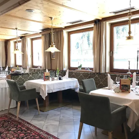 Hotel Der Rindererhof 4*