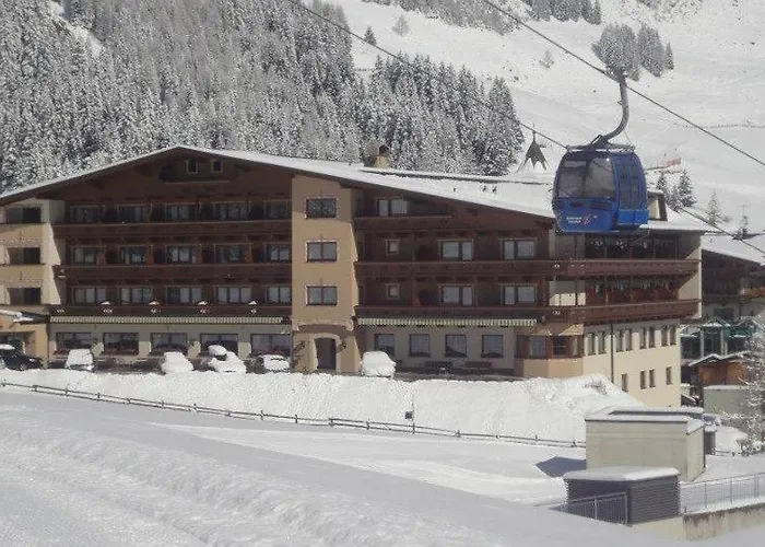 Valara Alpine Art Hotel