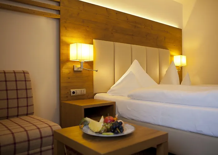 Valara Alpine Art Hotel 4*