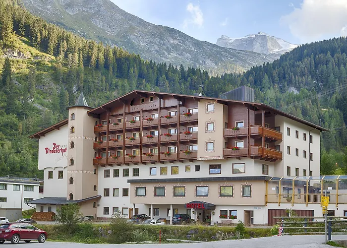 Valara Alpine Art ホテル