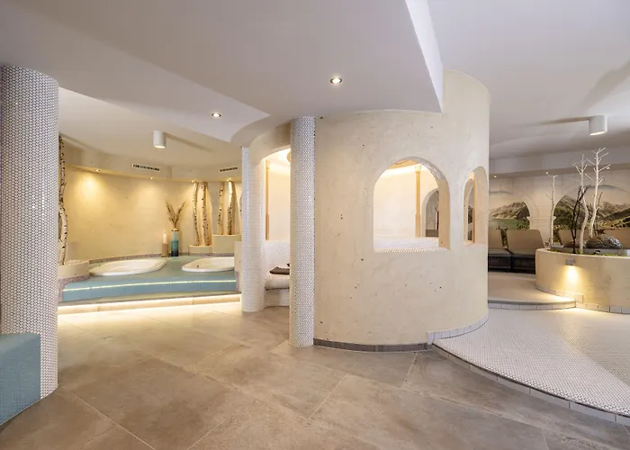 Valara Alpine Art Hotel