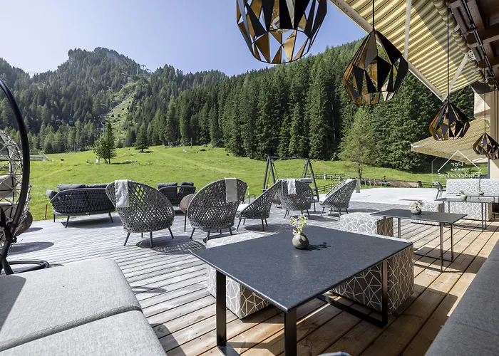 Valara Alpine Art Hotel