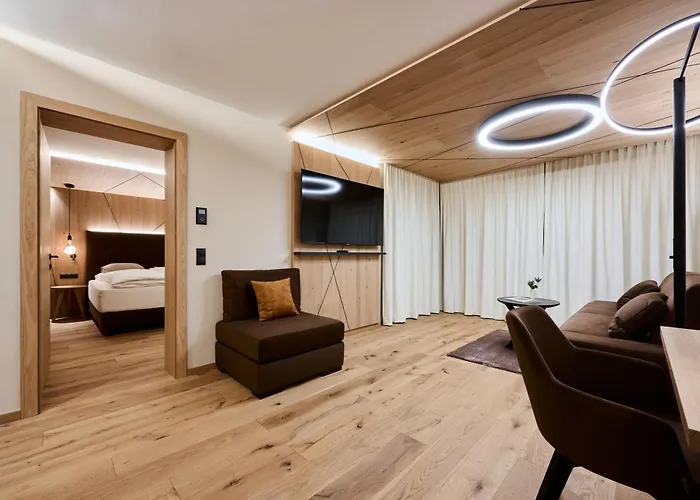 Hotel Valara Alpine Art 4*