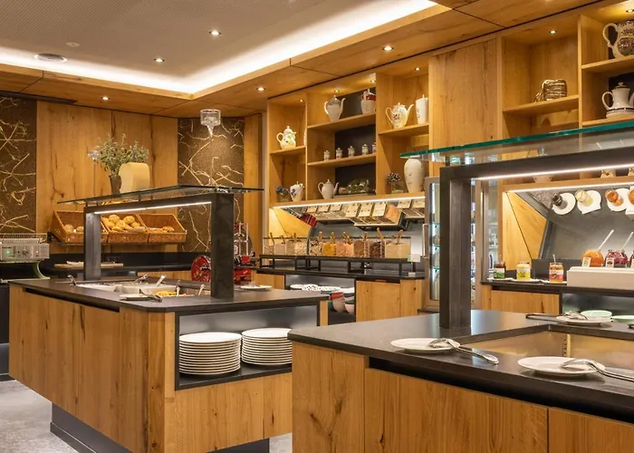 Hotel Valara Alpine Art