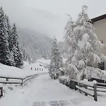 Valara Alpine Art 4*