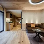 Valara Alpine Art