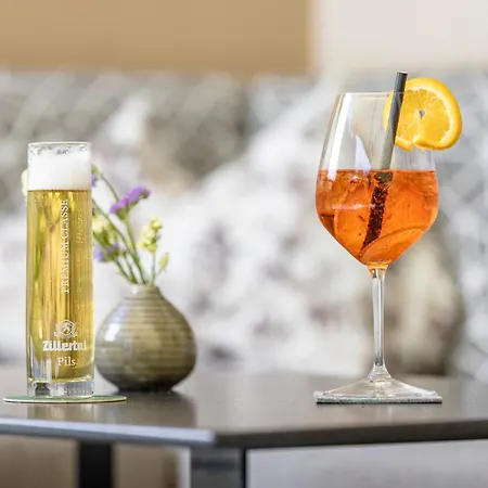 Valara Alpine Art מלון טוקס