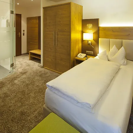 Valara Alpine Art 4* טוקס