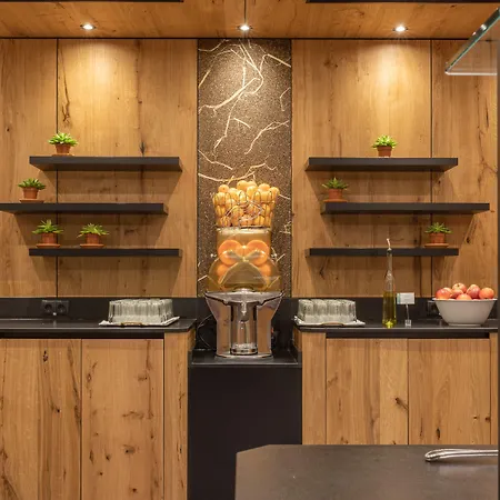 Valara Alpine Art 4*