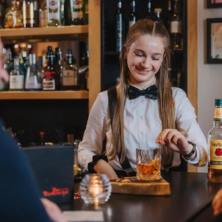 Valara Alpine Art 4* 턱스